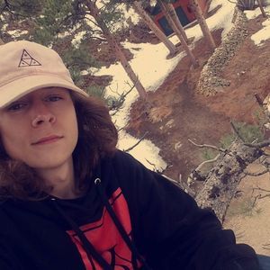 Meet your Posher, Rayce